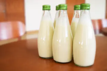 How to Make Buttermilk with Lemon Juice