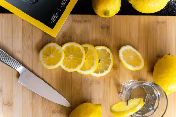 What Are the Benefits of Lemon Water